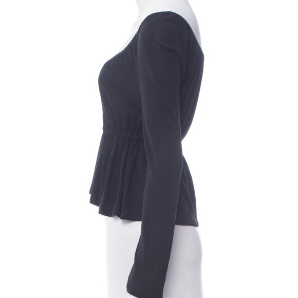 Dolce and Gabbana long sleeve V-neck top. - Picture 2 of 5